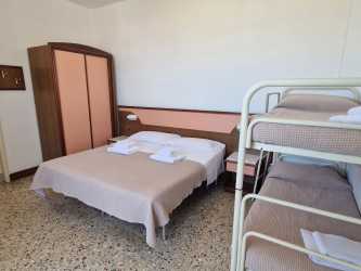 !tr_error=pl->oboz_mlodziezowy_zagraniczny!, WŁOCHY - Rimini - hotel Artide *** (14-18 lat), 2 parki - Mirabilandia i Mira Beach !