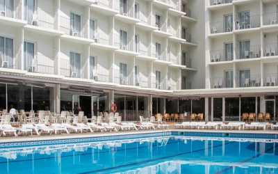 Obóz młodzieżowy, Lloret de Mar - obóz Party Zone - wylot z Warszawy Don Juan Resort****, 8 dni 16-19 lat